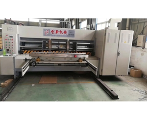 紙箱生(sheng)産車間(jiān)