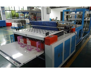 珍珠(zhu)棉加工(gong)車間