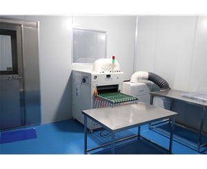 吸塑包(bāo)裝生産車(chē)間